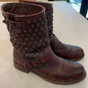 Frye Jenna disc low boots